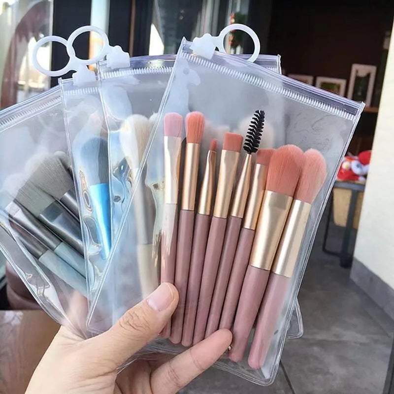 Kit c/ 8 Pincéis de Maquiagem com Estojo Transparente